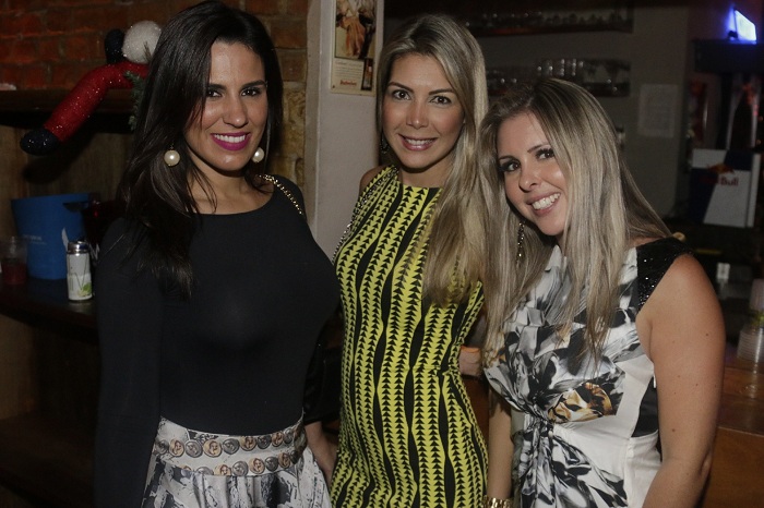 Karina, Larissa Pesqueira e Manuela Magalhães